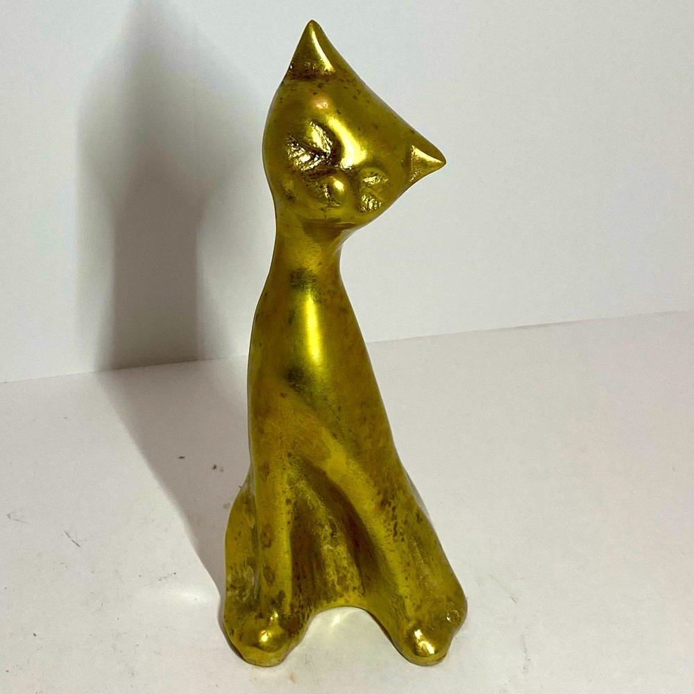 VINTAGE SOLID BRASS CAT FIGURINE